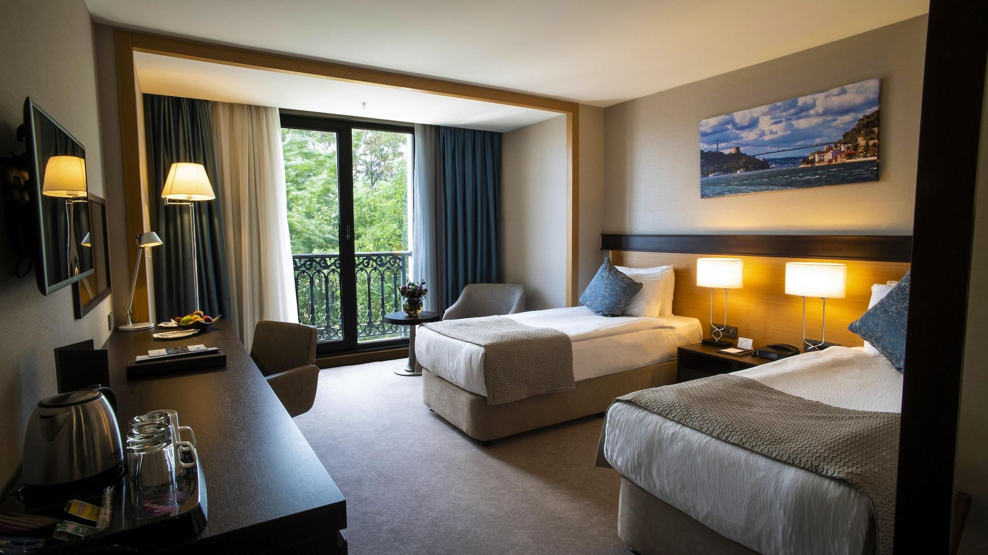 Port Bosphorus Hotel Istanbul Exterior photo