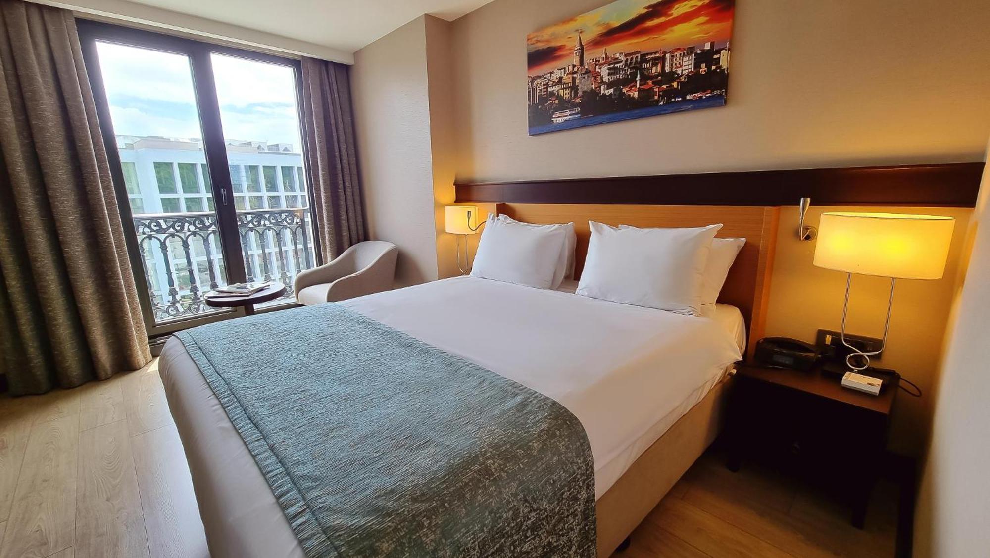 Port Bosphorus Hotel Istanbul Exterior photo