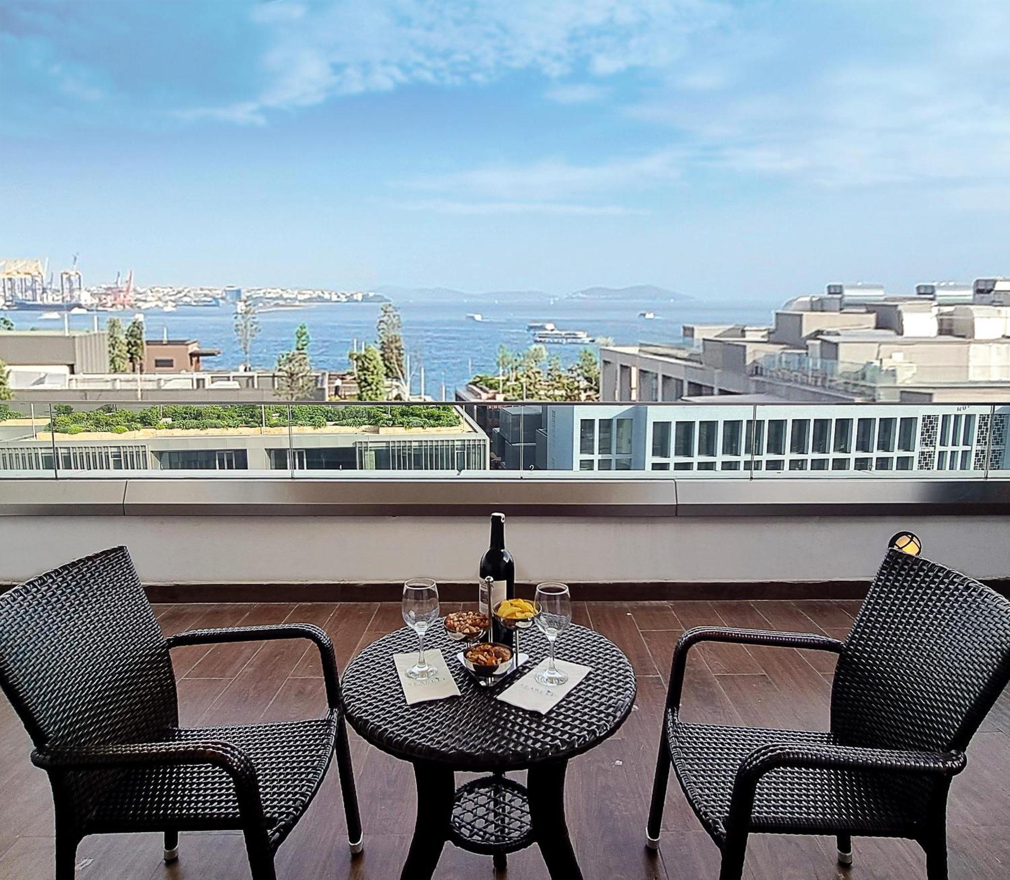 Port Bosphorus Hotel Istanbul Exterior photo